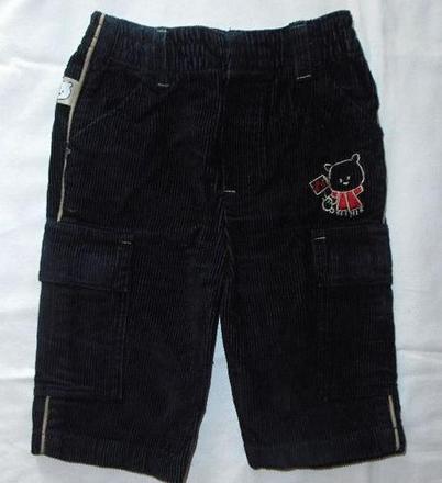 P57. tmavě-modré manšestáky s kočikou, 68