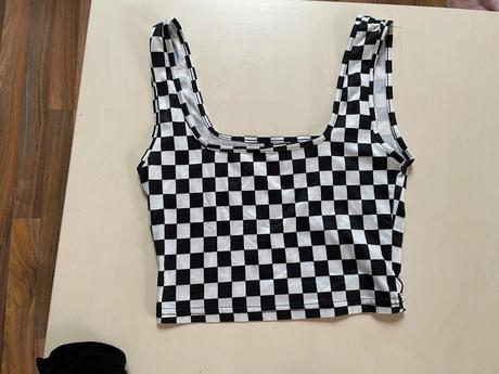 Set crop top a silonové leginy zadarma, vel cca xs, xs