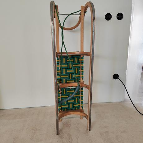 Klasické dřevěné sáňky, 