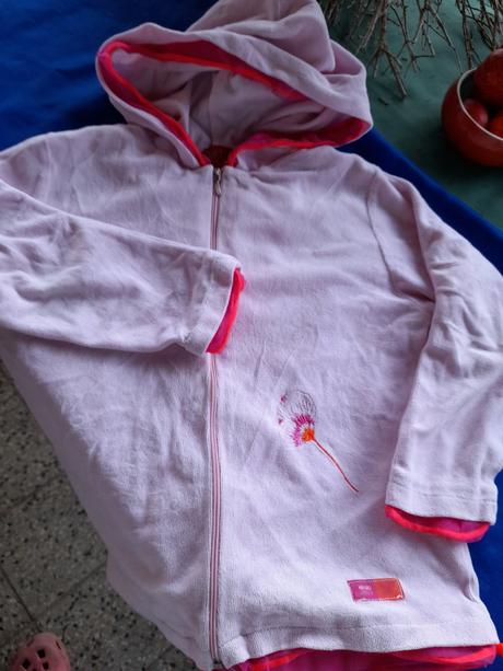 Růžová mikina slabá s mákem výšivkou, 110