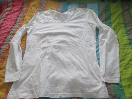 Bílé triko, kik,42