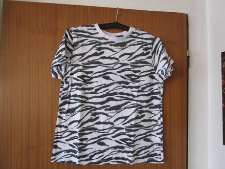 Bílé bavl. tričko s černým potiskem, kr. rukáv,v.m, primark,m