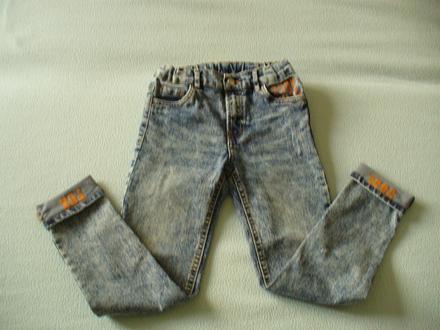 Džíny s nápisy na nohavicích vel. 128, 128
