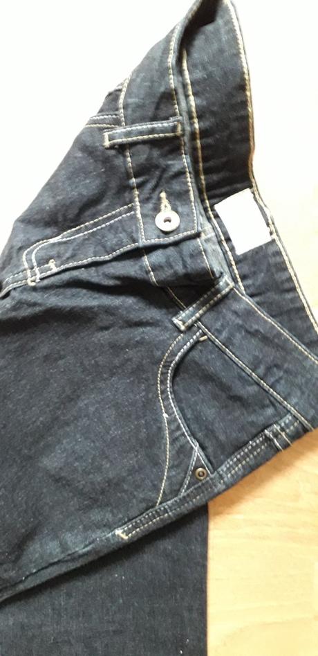 Džíny alive, alive,152