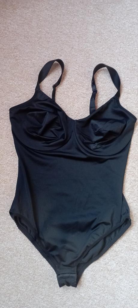 Dámské body vel "l/xl-c,d", l