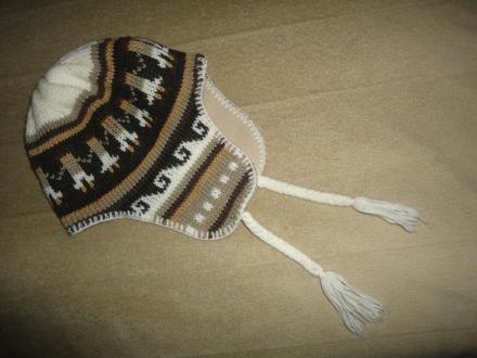 Hezká čepička, vel. 2-3 roky, 98