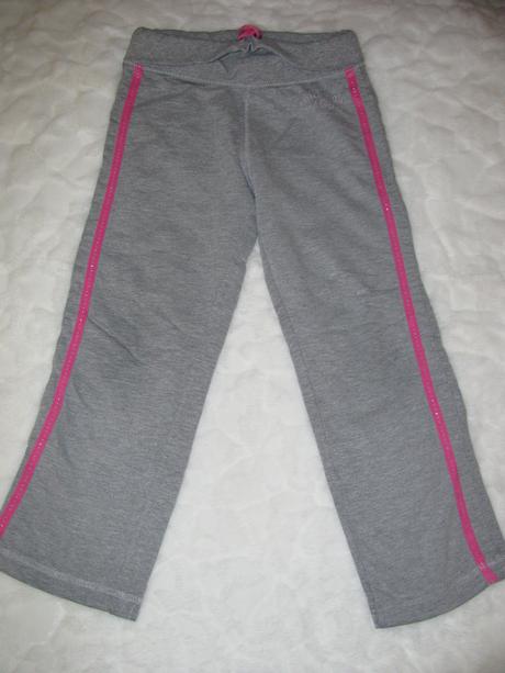 Tepláky, girl2girl,116