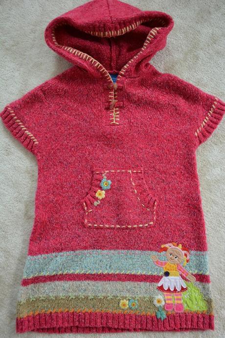 Komplet s upsy daisy, 86–98