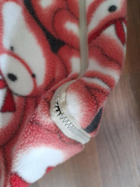 Fusak červený medvídkový s vadou, 