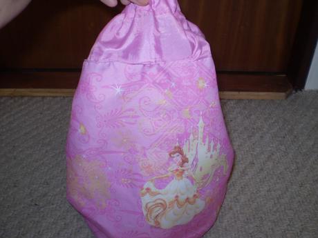 Pěkný vak na tělocvik apod., popruhy na záda,