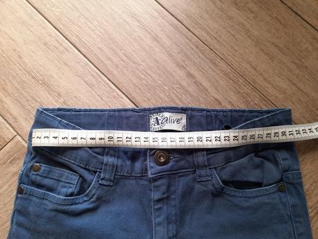 Tmavě modré kalhoty zn. alive, vel. 140, alive,140