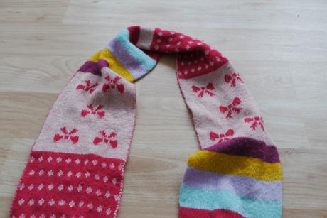 Sala barevna s bambulkami, h&m