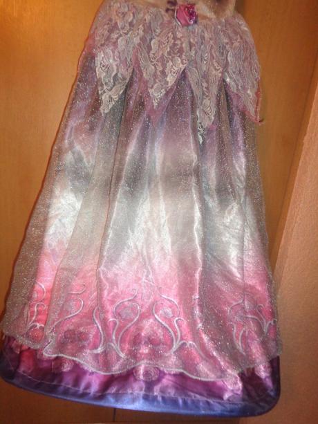 Karneval - královna hallouween - 11 -12 let,