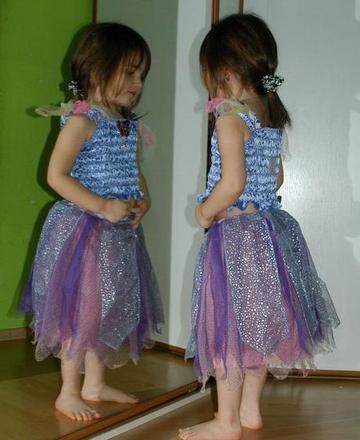 Karnevalový dvoudílný kostým fialová víla,