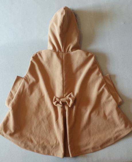 K13	dámské elegantní pončo s kapucí, s