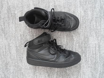Černé kotníčkové boty tenisky botasky, nike,38