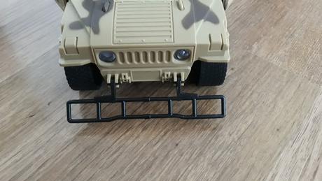 Nové vojenské auto hračka.,