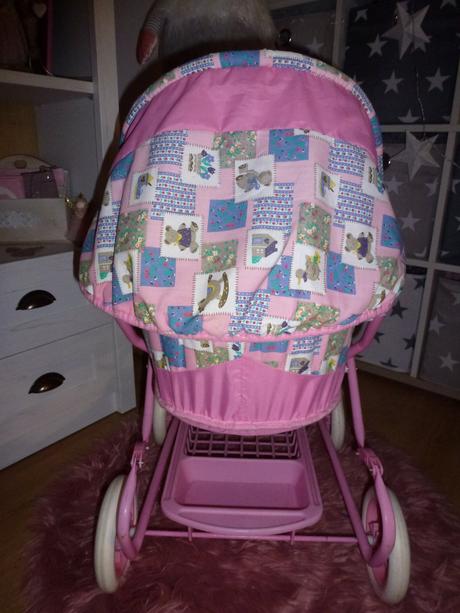 Houpací kočárek pro panenky +retro panenka miminko,
