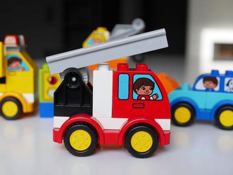 Lego duplo, moje první autíčka, 