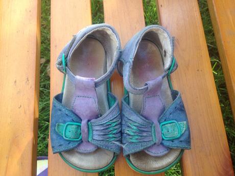 Dívčí sandále, 24