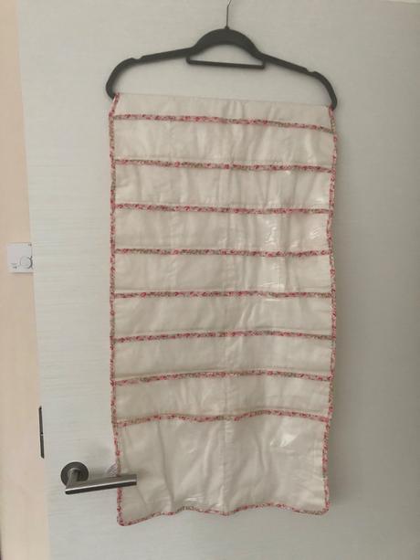 Závěsný organizér na šperky, hračky a jine tcm, 