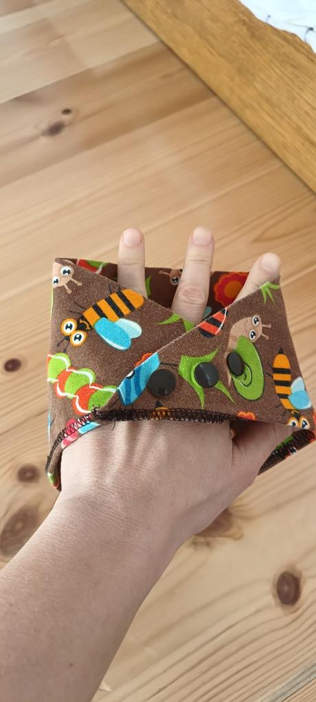 Šátek a slintáček, unuo,86