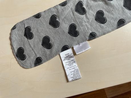 Srdíčková šálka vel 158 ale je univerzální, 