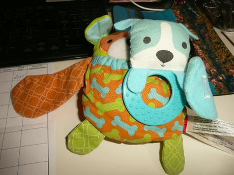 Hračky mimi spirála knížka šustivá kostky kousátko,