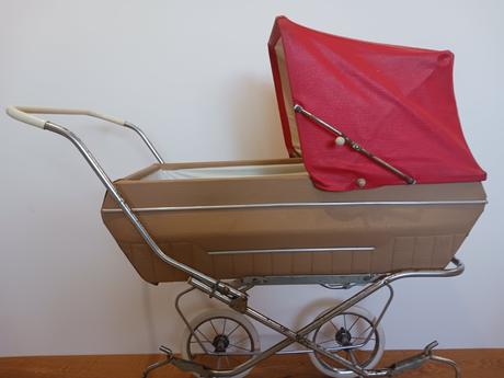 Retro kočárek, 
