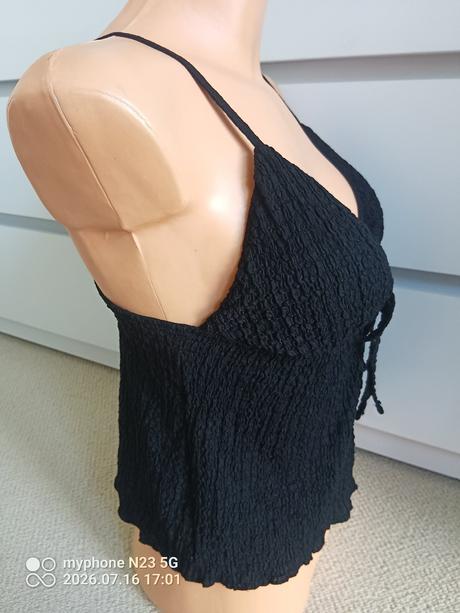 Crop top zn."amisu" vel."xs", amisu,xs