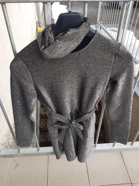 Dívčí šaty, terranova,140