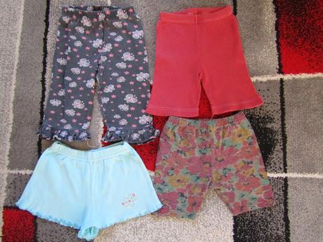 Kraťasy vel.98- 4 ks, 98