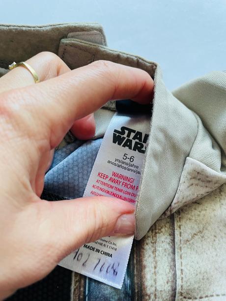 An5/ kostým star wars / finn deluxe - v.5/6 let, 