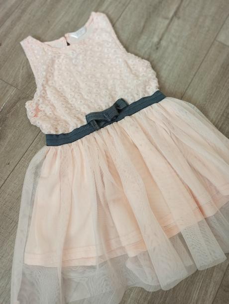 Slavností šaty, pepco,98