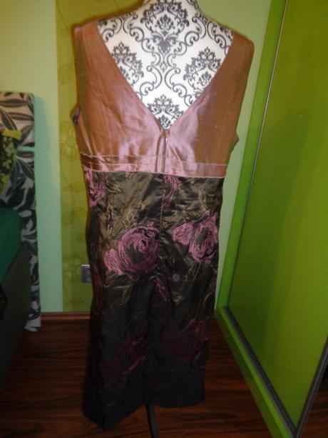 Luxusní šaty s růžemi - s bolerkem 48/50, 48