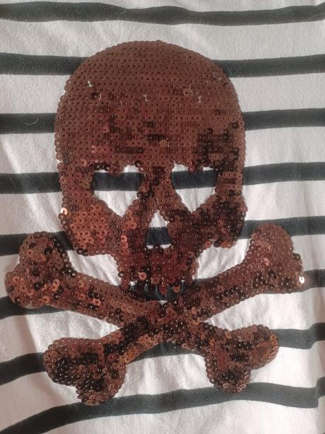 Pruhovaná tunika s lebkou s flitry, lindex,122