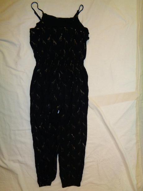Super černý letní overal se zlatými žirafami, marks & spencer,134