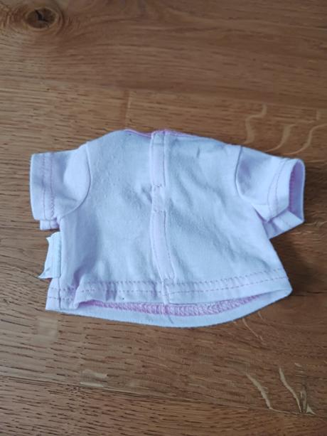 Oblečky pro panenky, 