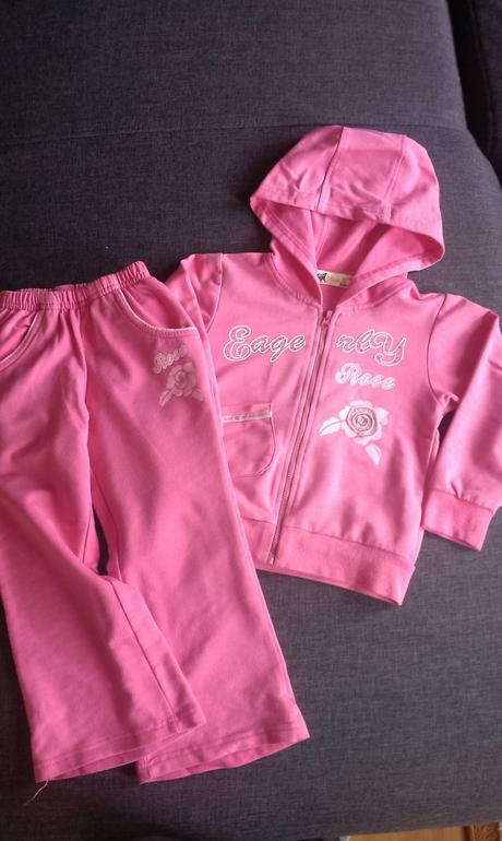 Tepláková souprava, 116