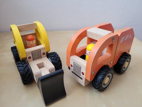 Bytelný bagr a popelářské auto, 