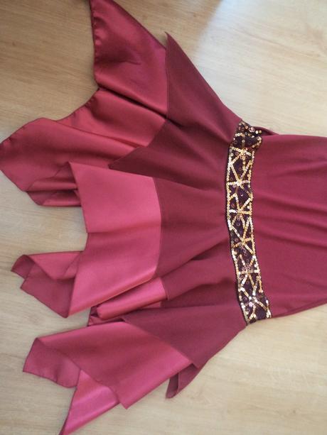 Společenské šaty, s