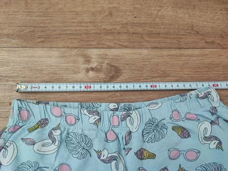 Šortky s jednorožci, sinsay,140