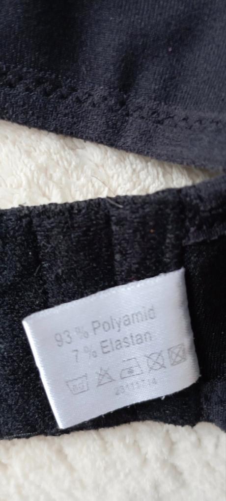 Sportovní podprsenka zn."crane" vel."75c", 75c