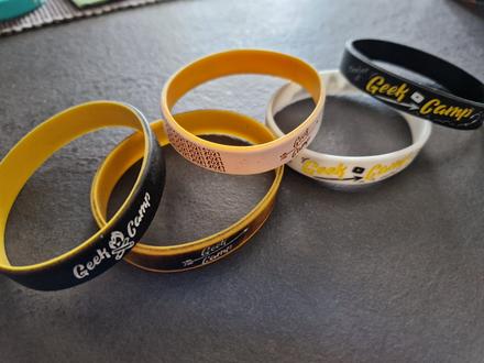 Náramky geekcamp, 