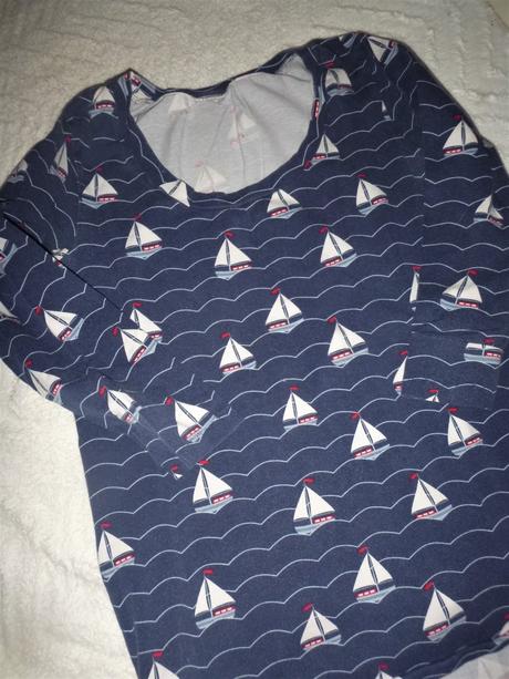 Dvě trika s potiskem - vel.m-l cena za obě, m