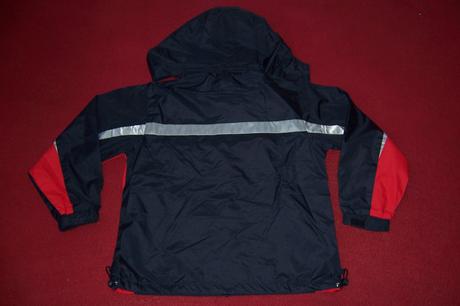 Šusťáková bunda, 146