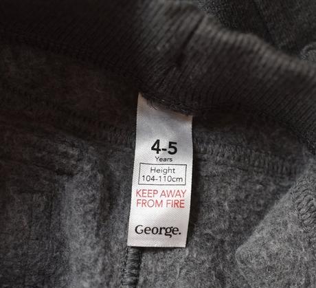 Kraťasy vel. 4 - 5 let, george,110