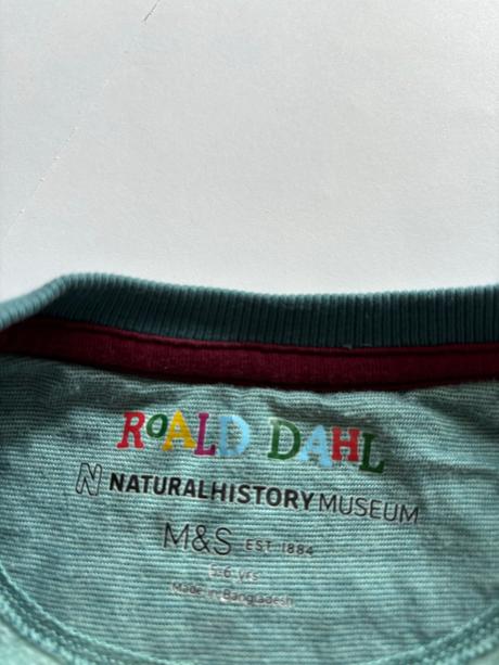 K1/ mikina s licenci roald dahl - v.5/6 let, marks & spencer,116