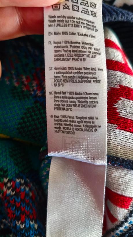 Svetr vánoční, 104