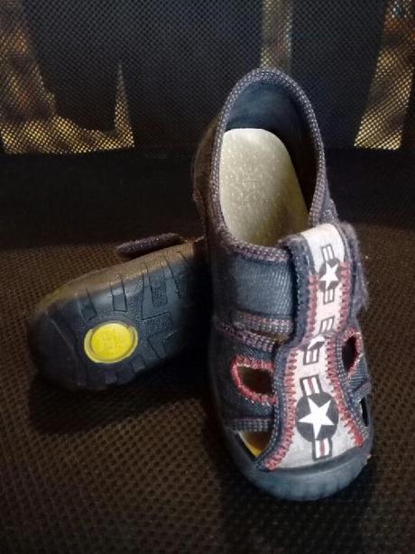 Chlapcké kvalitní papuče, 25